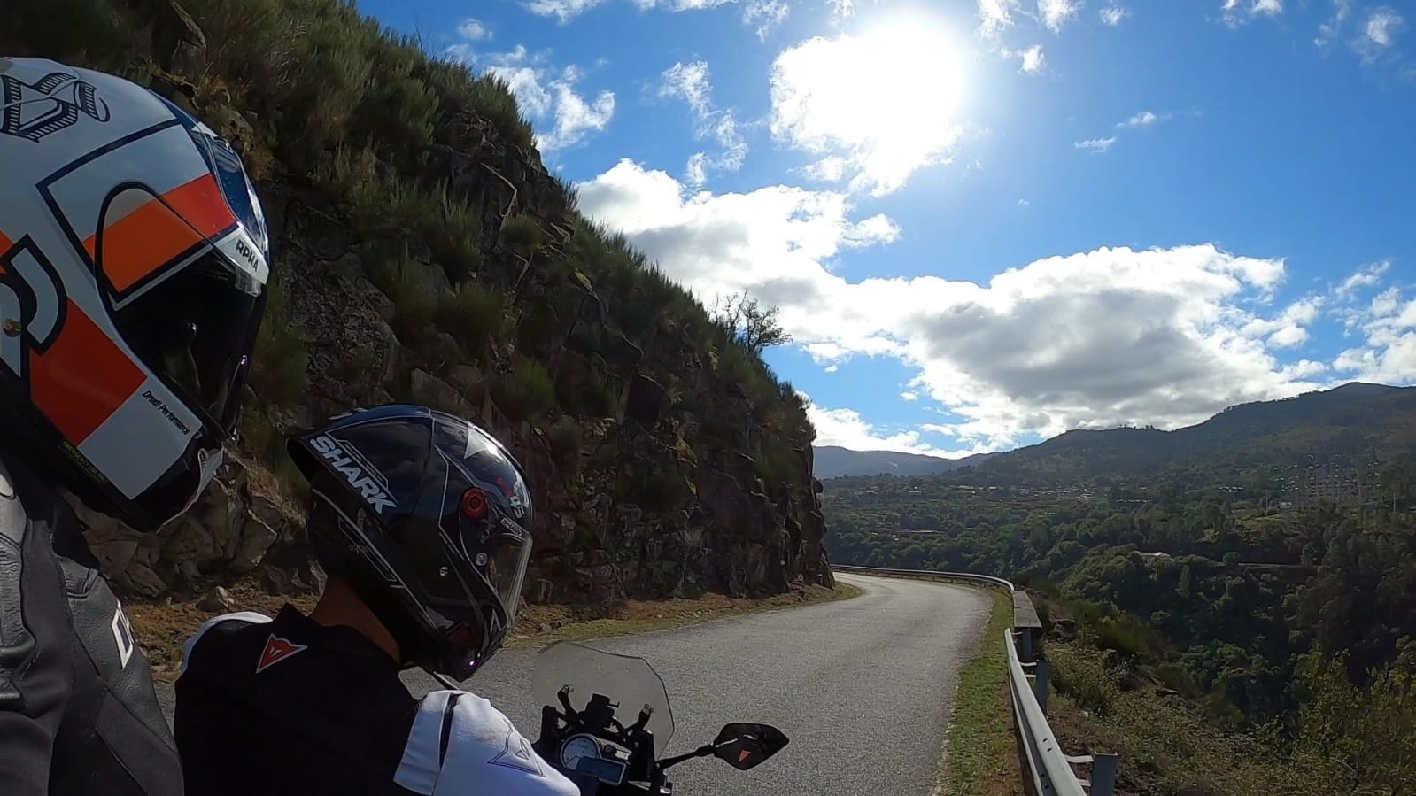 Moto TravelHub