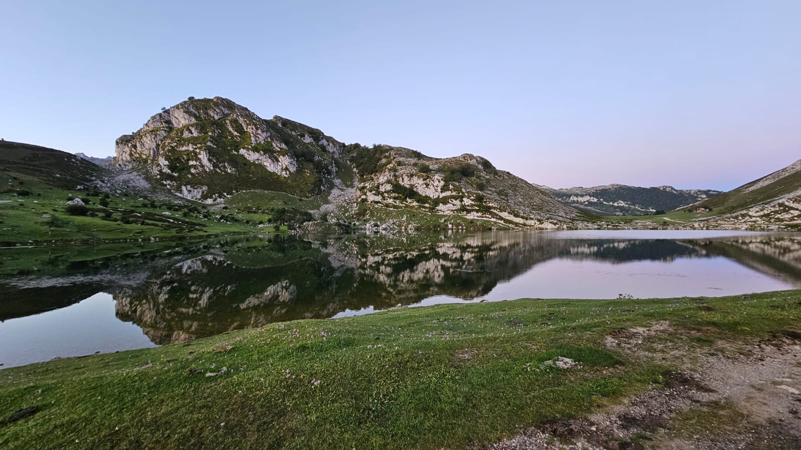 Lagos de Covadonga | Moto TravelHub